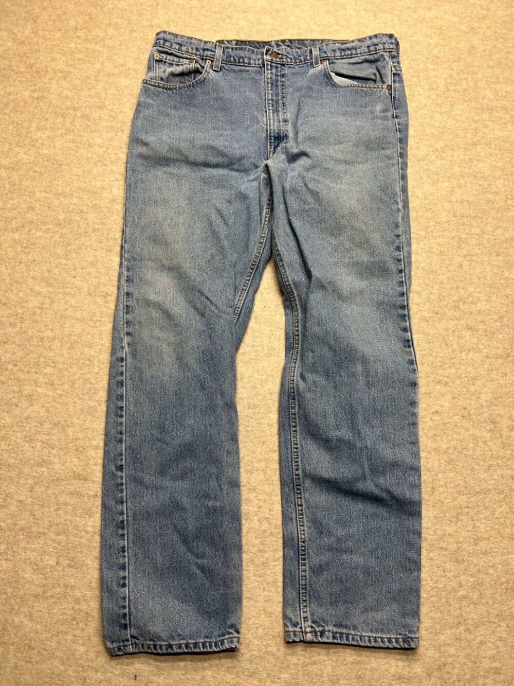 Vintage Levis 505 Straight Leg Red Tab Medium Wash Denim Jeans 42